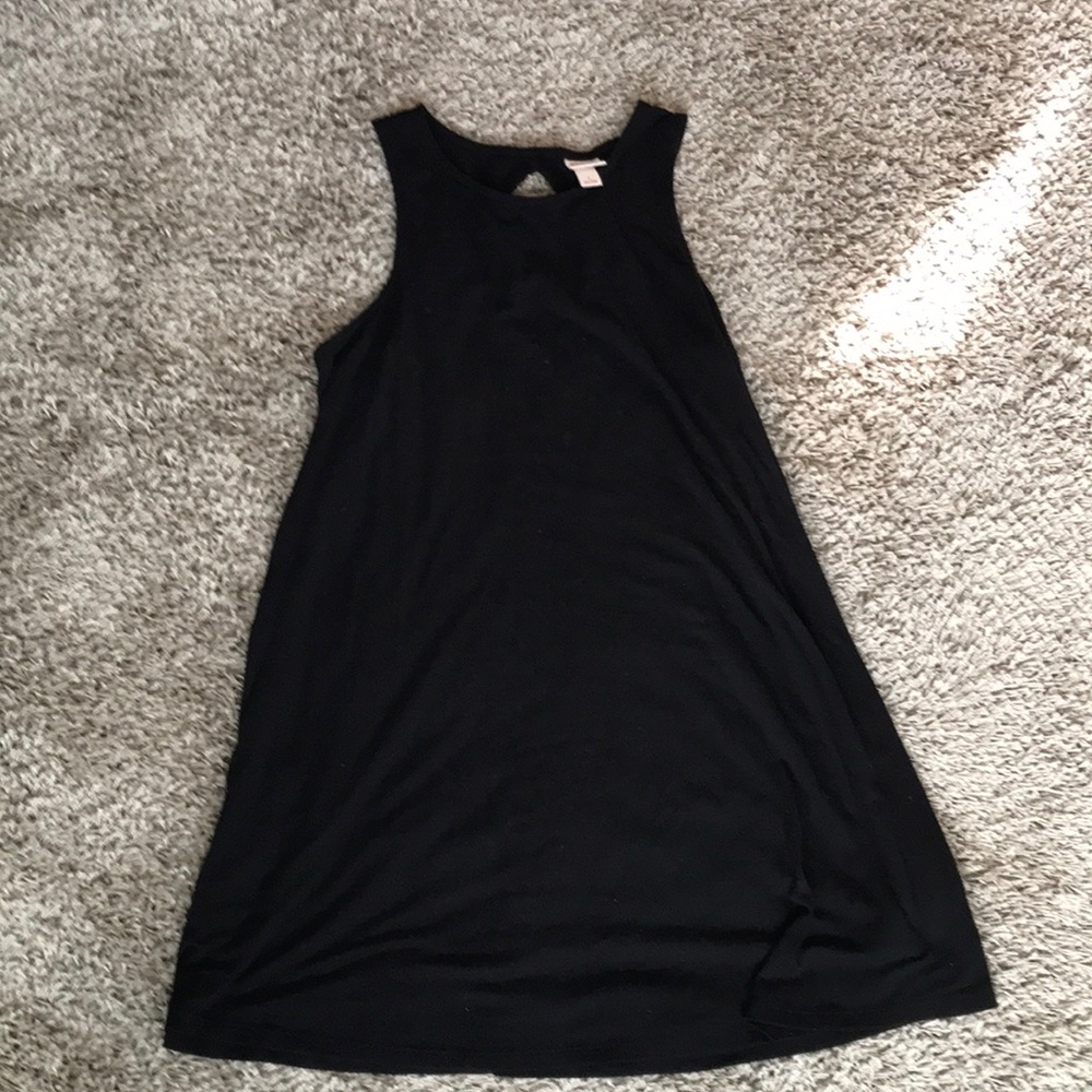 Black Sleeveless Tunic